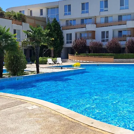 Апартаменты Brisas Sarafovo